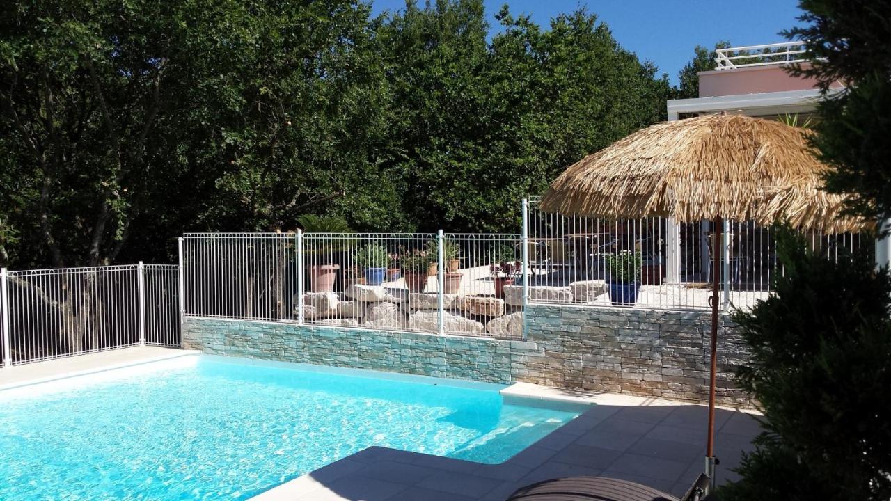 Le Clos Du Grand Chene - Gites 4 Etoiles - Saint-Marcel-d'Ardeche Dış mekan fotoğraf